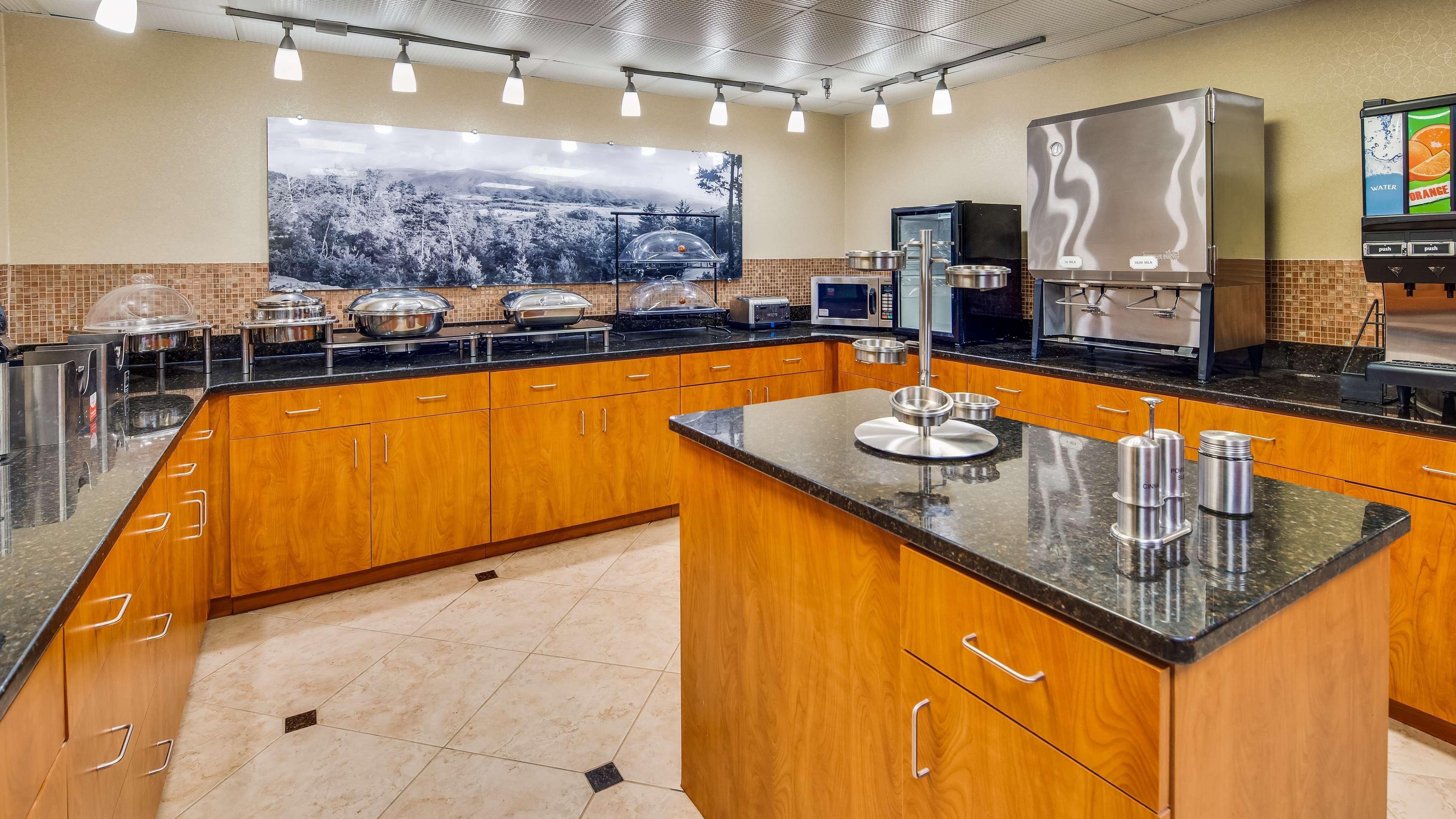 Best Western Plus Knoxville Cedar Bluff Exterior foto